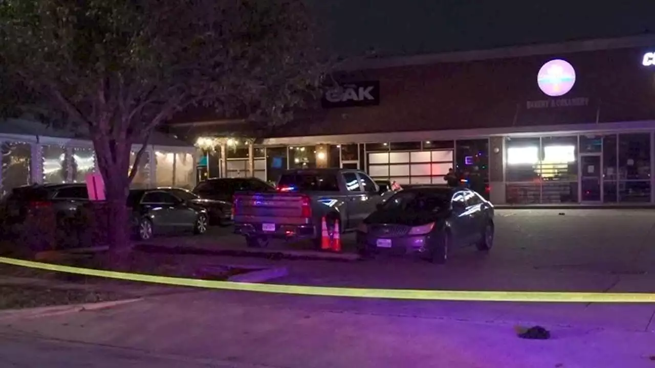 1 dead, 3 others shot after 'disturbance' at Third Ward bar, several shooters at large