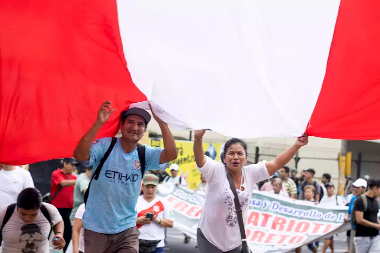 Peru ministers resign after protest deaths as new government wobbles