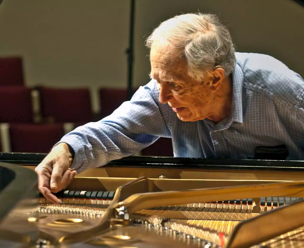 Vital and prolific composer John Beckwith was an authority on Canadian music