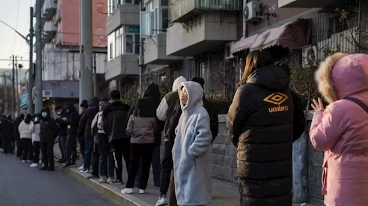 '중국 위드코로나로 100만명 사망'…최악의 시나리오 나왔다 | 중앙일보