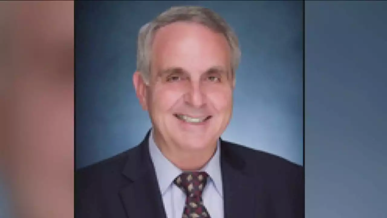 California school board leader resigns after allegedly hosting party with strippers, choir students