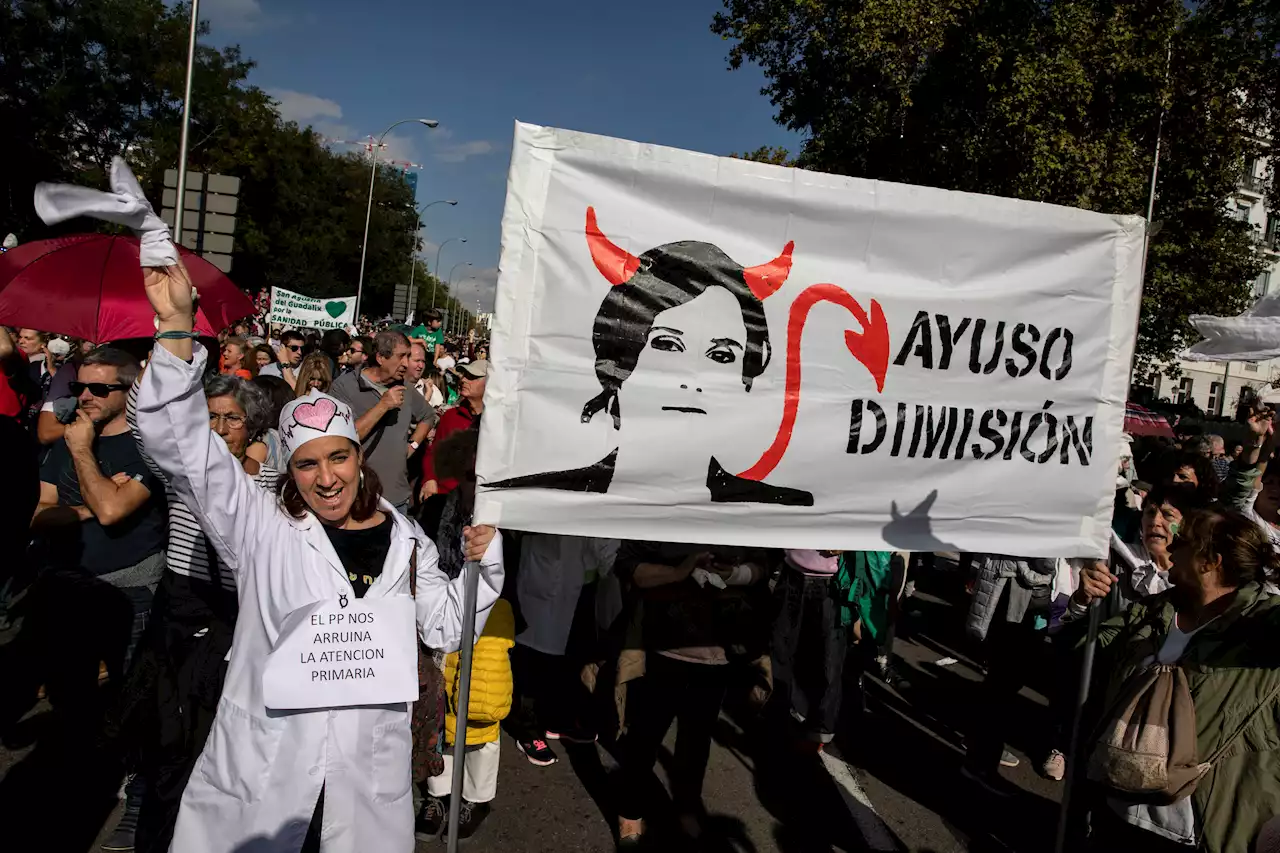 Ayuso vuelve a calificar de 'problema político' la situación de la sanidad pública en Madrid