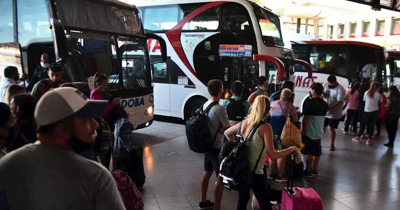 Transporte interurbano: choferes no cobraron el medio aguinaldo y se declararon en estado de alerta | Política | La Voz del Interior