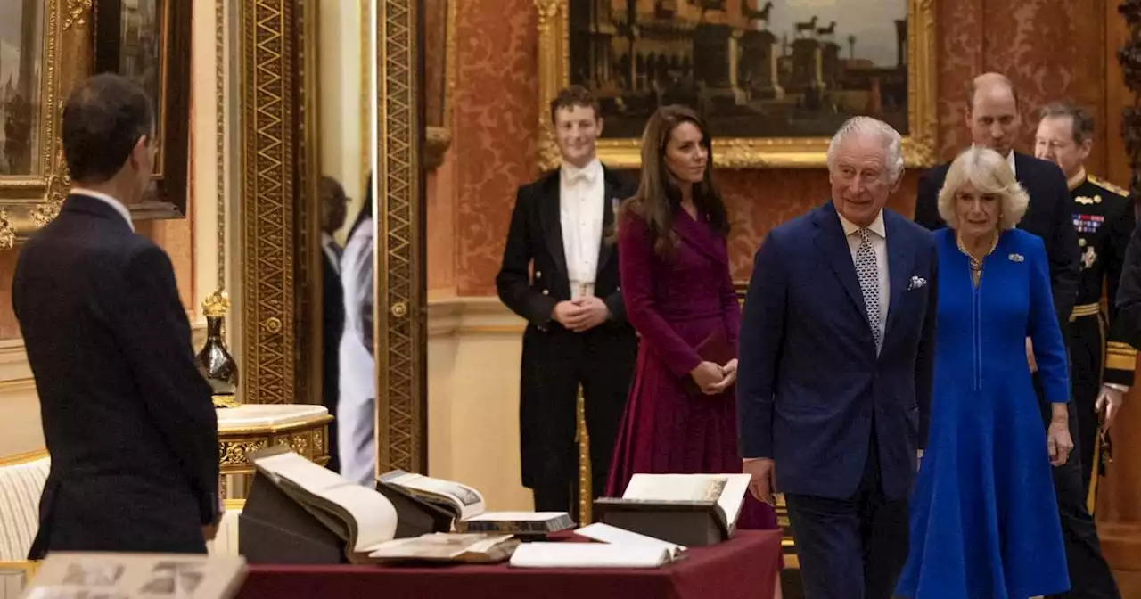 En vidéo, la première révérence, gracieuse et inattendue, de Kate Middleton au roi Charles III