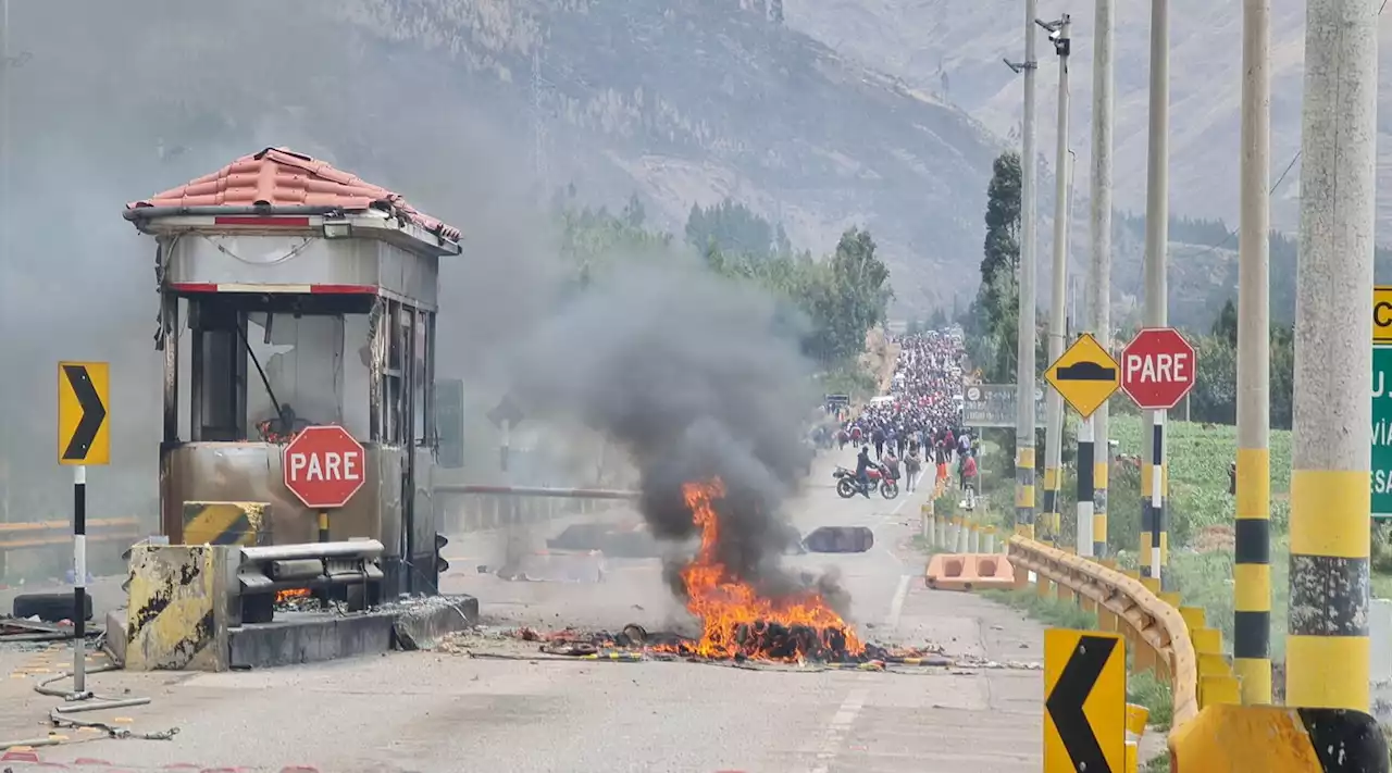 Perù, 22 i morti negli scontri tra manifestanti e polizia