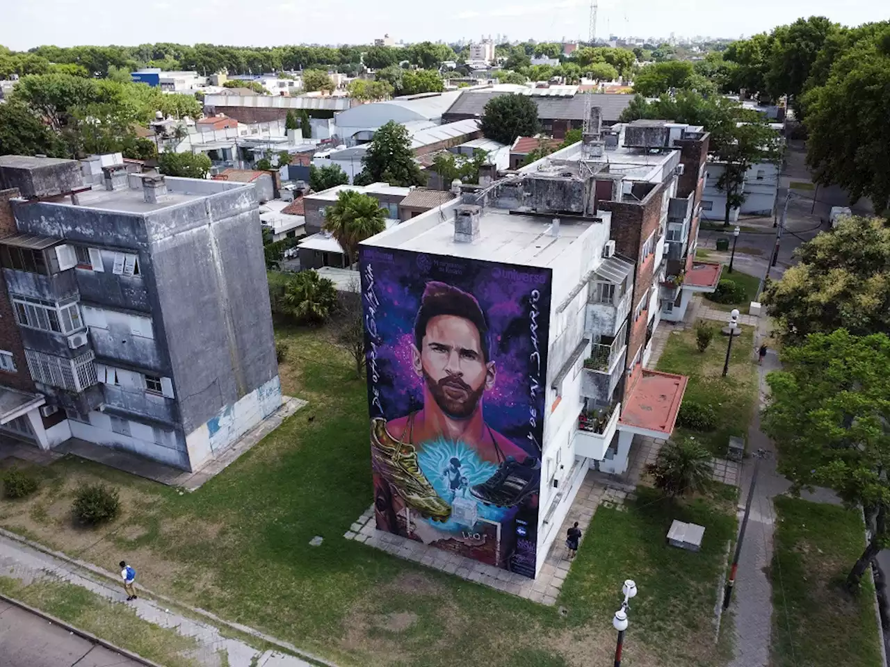 Espalhados pelo mundo, fãs de Messi se mobilizam para final da Copa; veja fotos