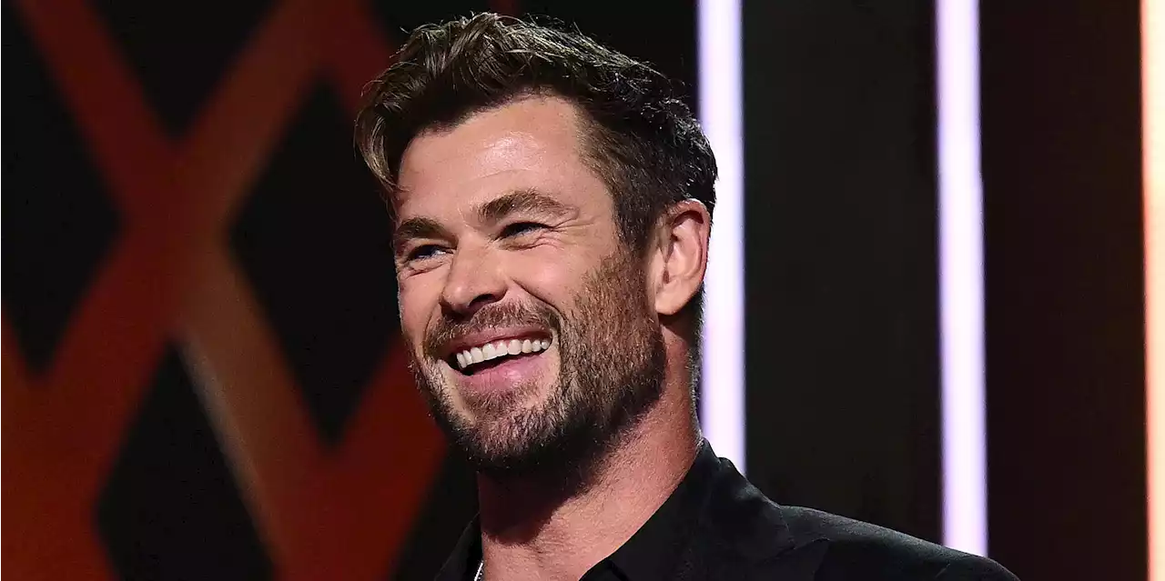 Fans Are Calling Out Chris Hemsworth for His IG Post of His Family’s Christmas Tree