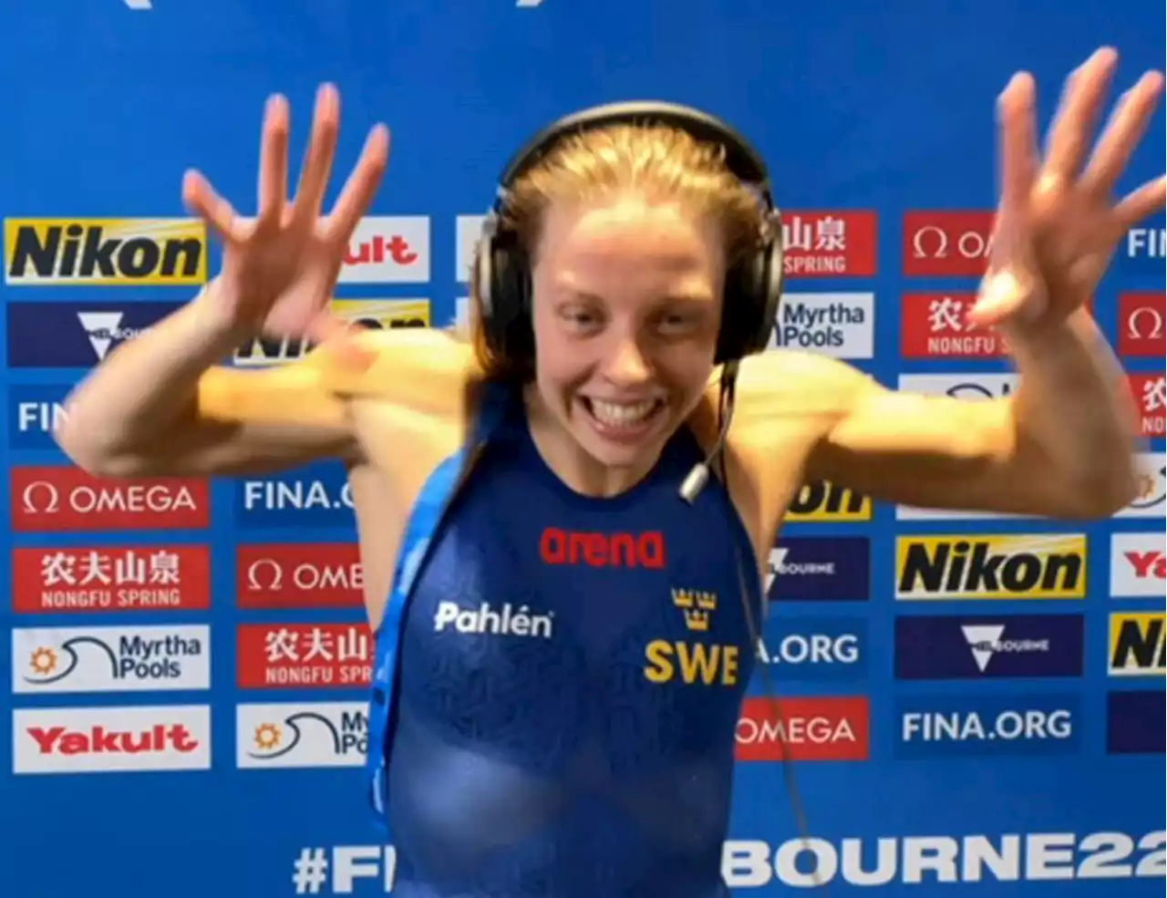 Simning: Louise Hansson vann semifinal – trots ”dinosaurie-målgång”