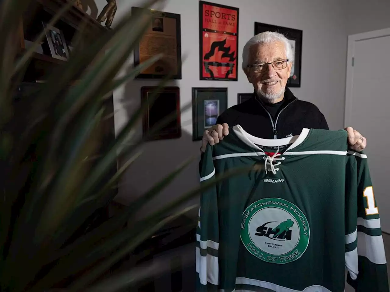 After 40 years with the same hockey league, Joe Bloski has tales to tell and a pile of memories