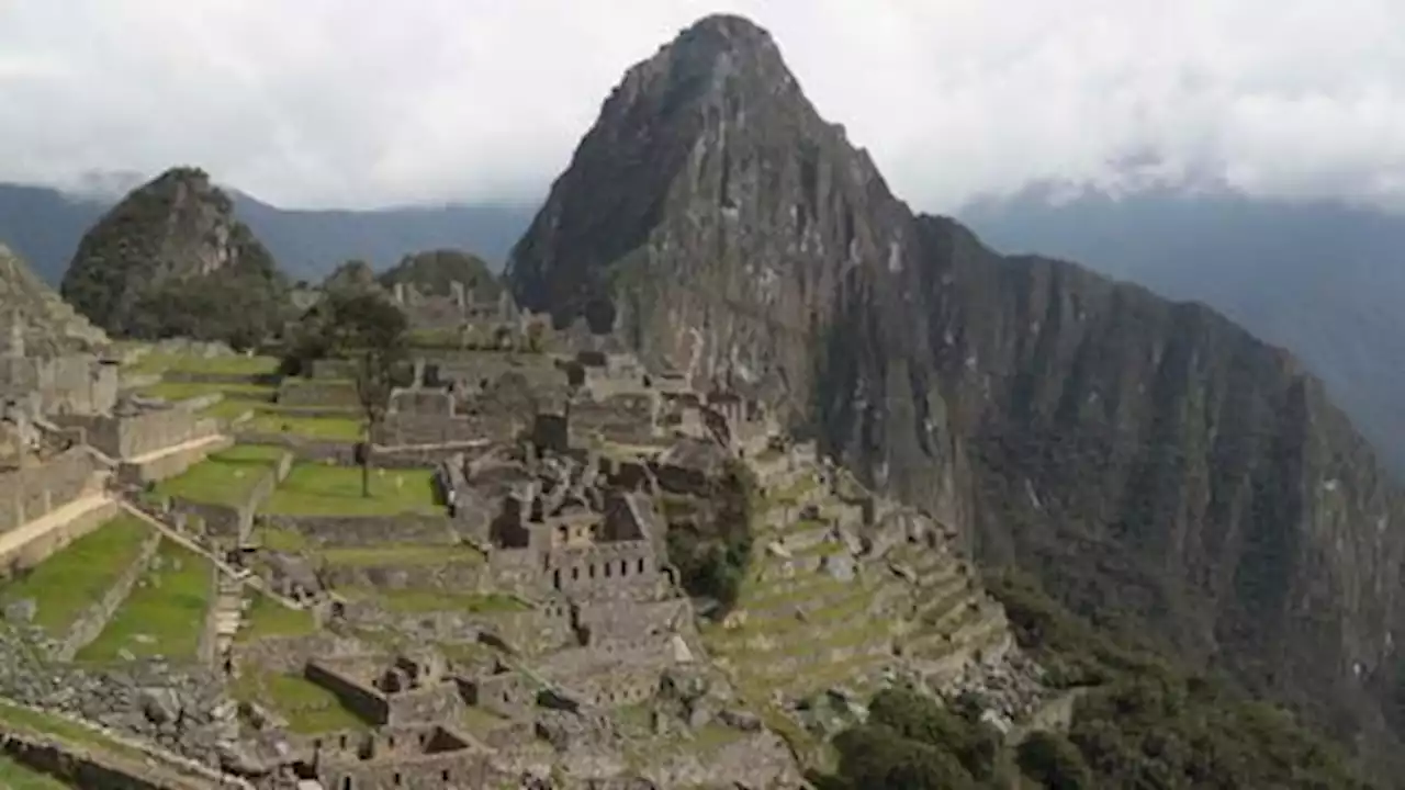 Thousands of tourists trapped in Machu Picchu amidst Peru protests