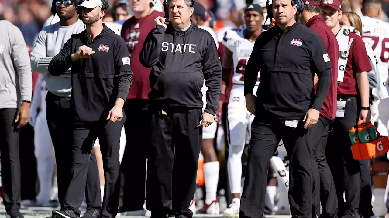 Mississippi State promotes Zach Arnett to head coach following death of Mike Leach