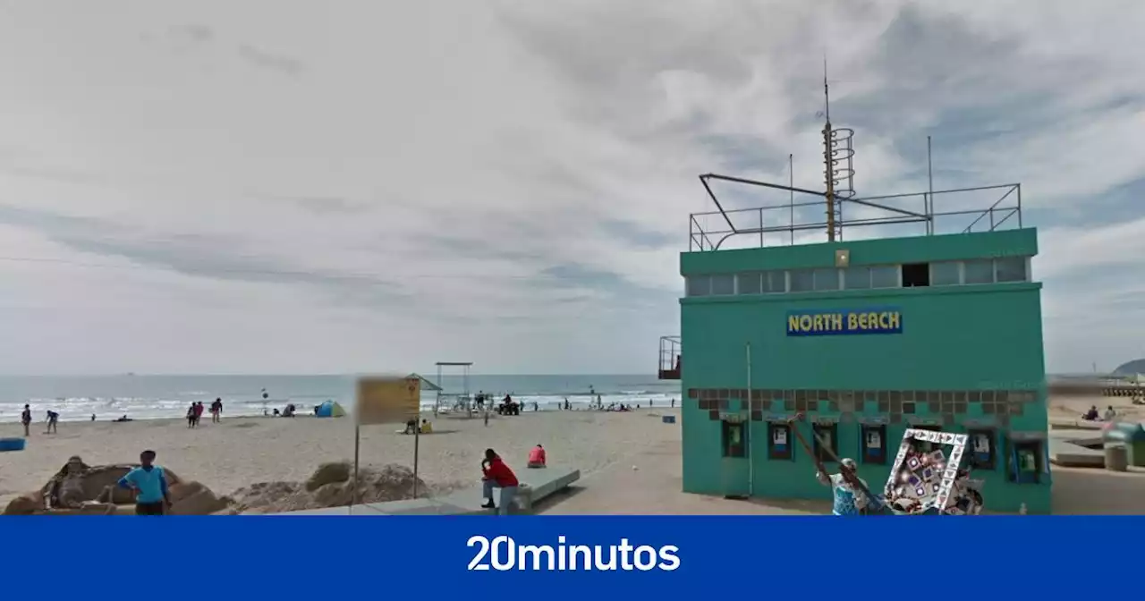 Tres muertos y varios heridos por una ola gigante en una playa de Sudáfrica