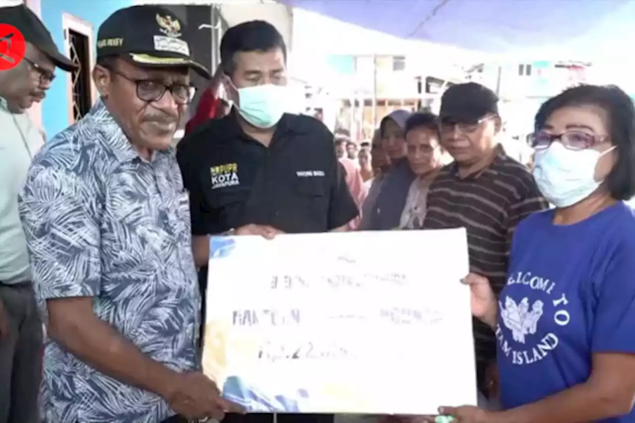 Kado Natal bagi korban kebakaran Dok 9 Jayapura - ANTARA News