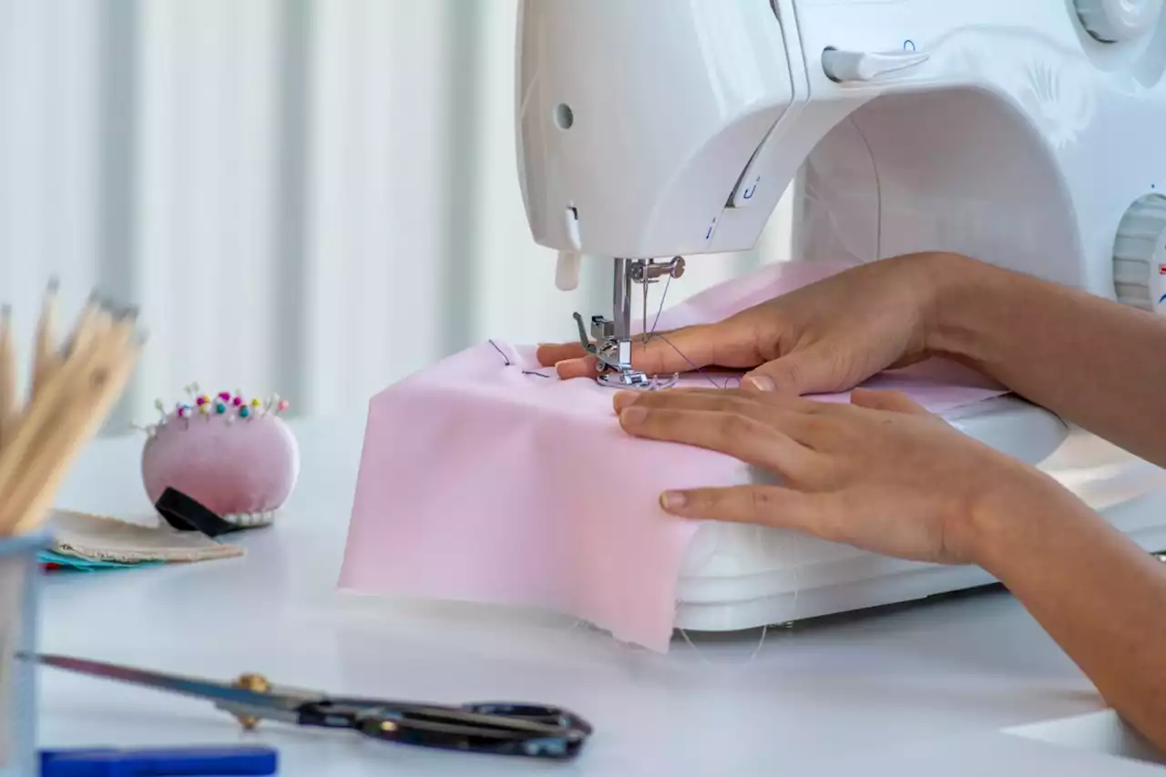 Vancouver scholarship to give some Metro Vancouver students brand new sewing machines