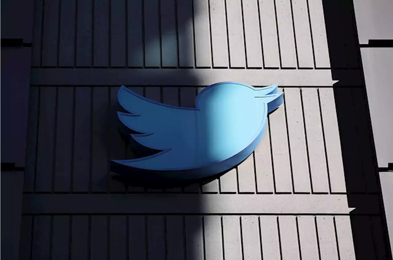 Twitter Just Banned Posting Links To Other Social Platforms