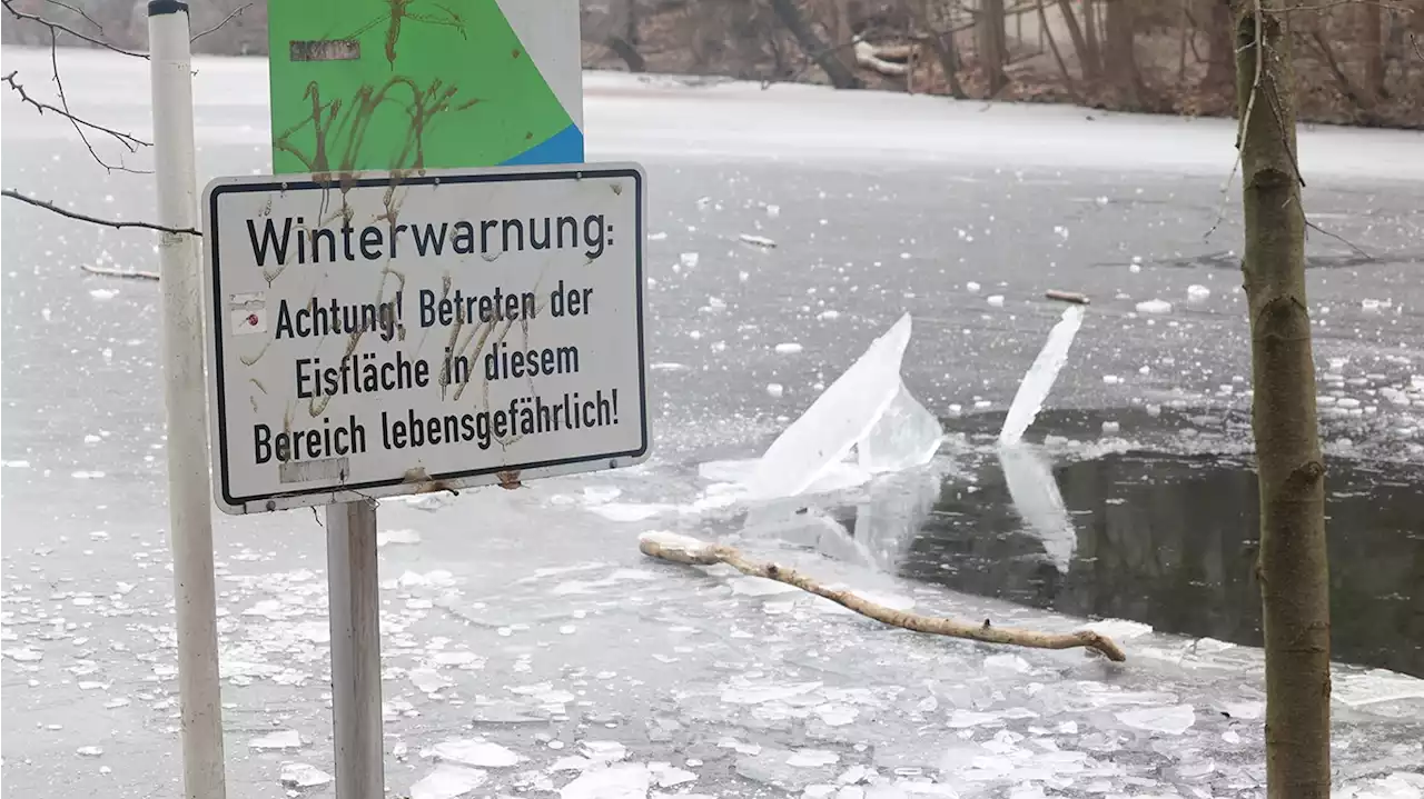 Feuerwehr warnt vor Betreten der Eisflächen auf Berlins Gewässern