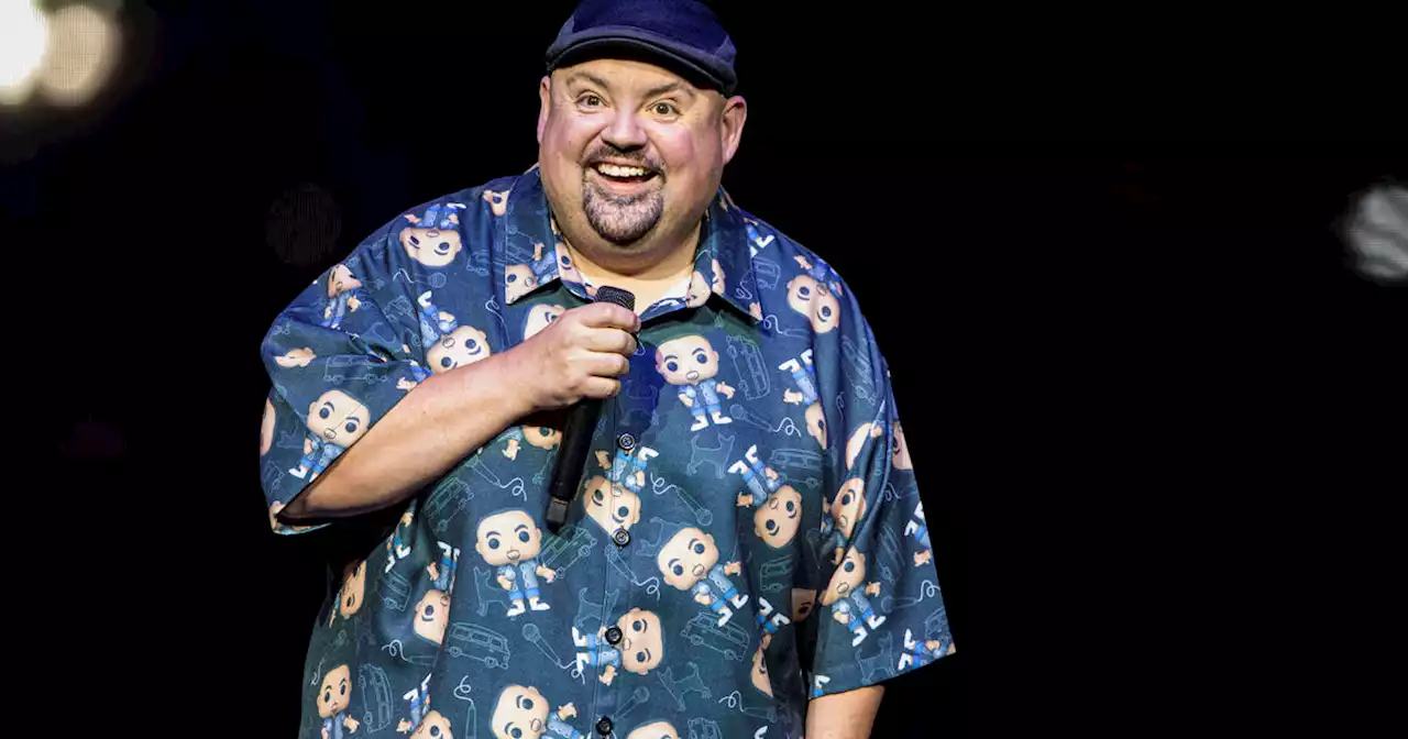 Comedian Gabriel Iglesias hosts $100,000 Quinceañera for his dog