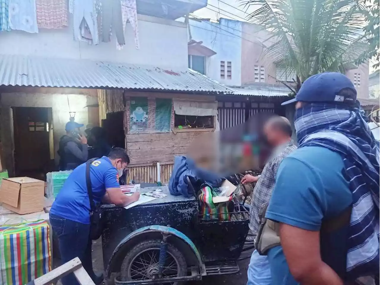 CIDG seizes smuggled cigarettes, arrests 3 in Iligan City