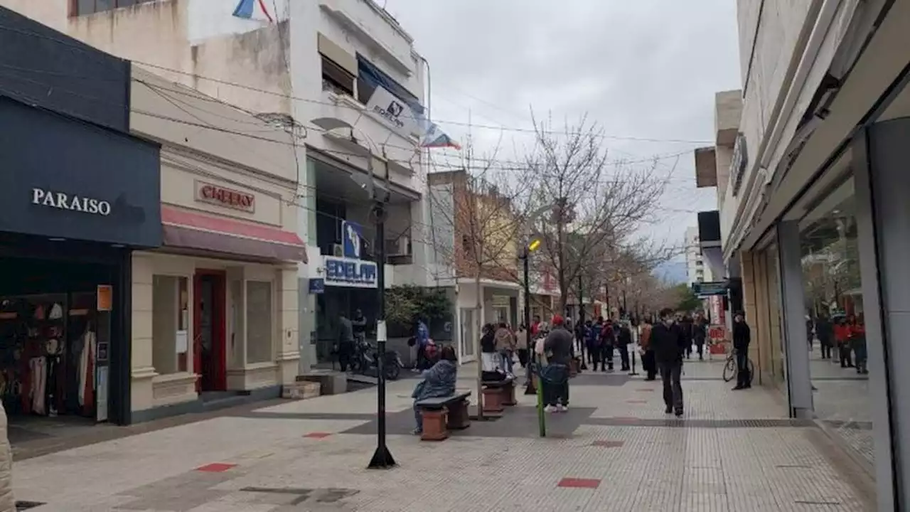 El sector comercial de La Rioja rechaza el pago del bono para trabajadores privados | Medida nacional