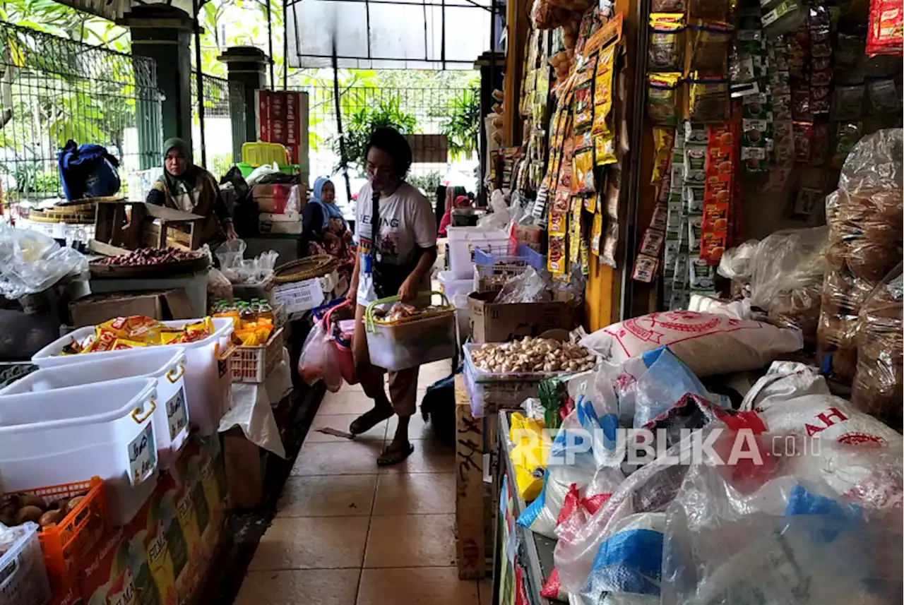 Harga Lima Komoditas di DKI Naik Jelang Nataru |Republika Online