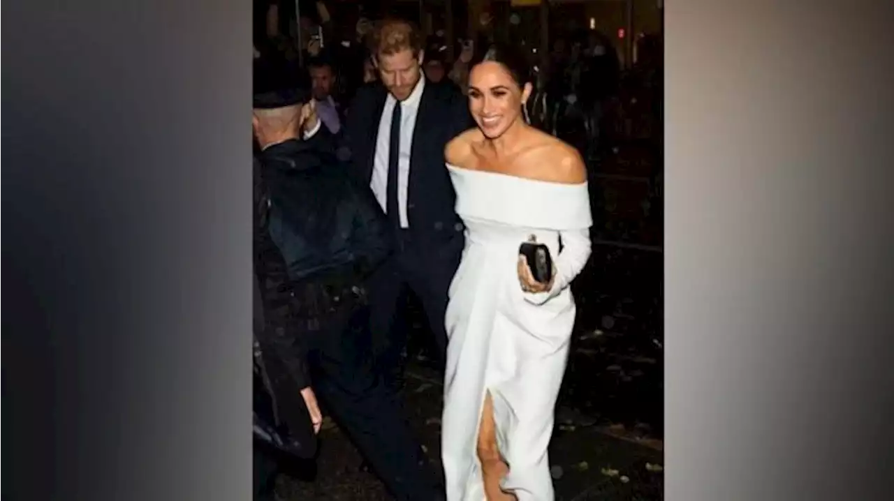 Alasan Meghan Markle dan Pangeran Harry Tidak Ajak Anak di Foto Kartu Natal