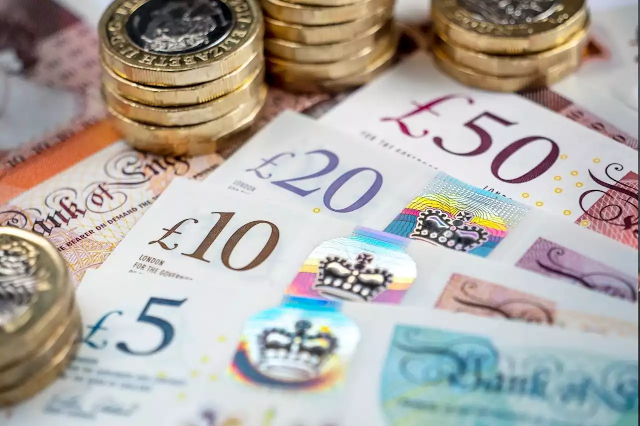 Brits to get up to £542 before new year - see if you're eligible for free cash