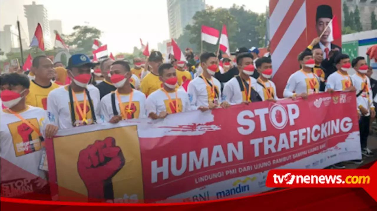 Hari Migran Internasional, PMI Kibarkan Stop Human Trafficking di Bunderan HI