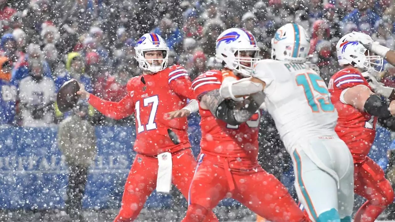 Bills come alive when snowflakes start falling, defeat Dolphins in thriller to clinch playoff spot