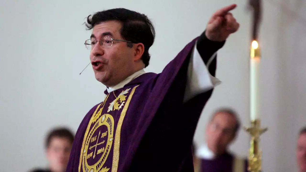 Anti-abortion priest Pavone defrocked for blasphemous posts