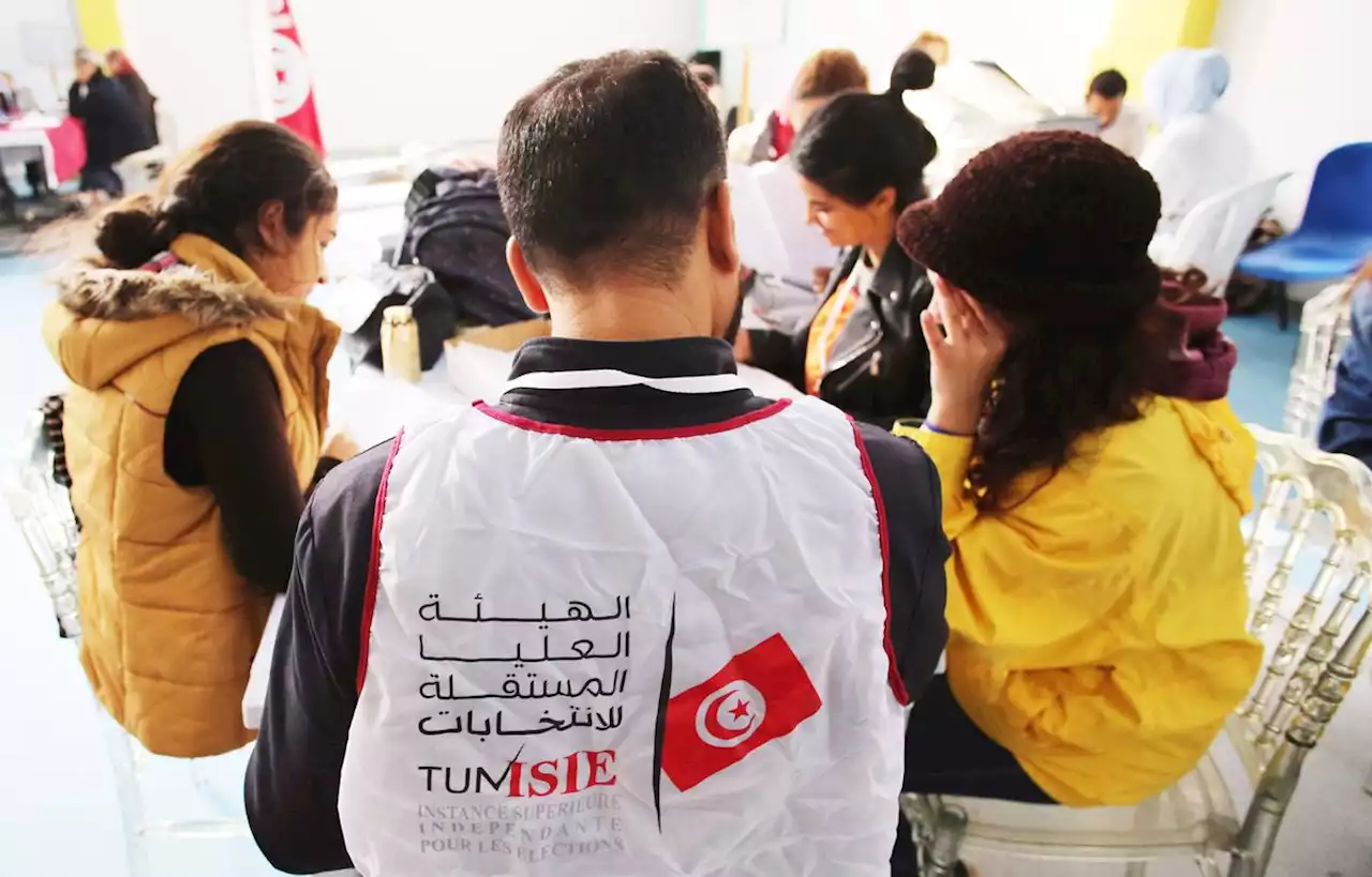 Les élections législatives tunisiennes sont un « premier pas essentiel »