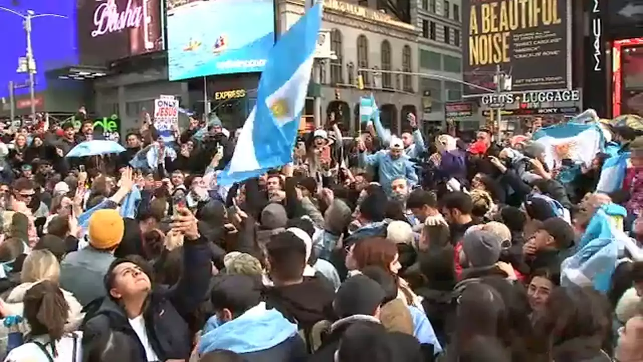 NYC fans rejoice over Argentina's big World Cup victory over France