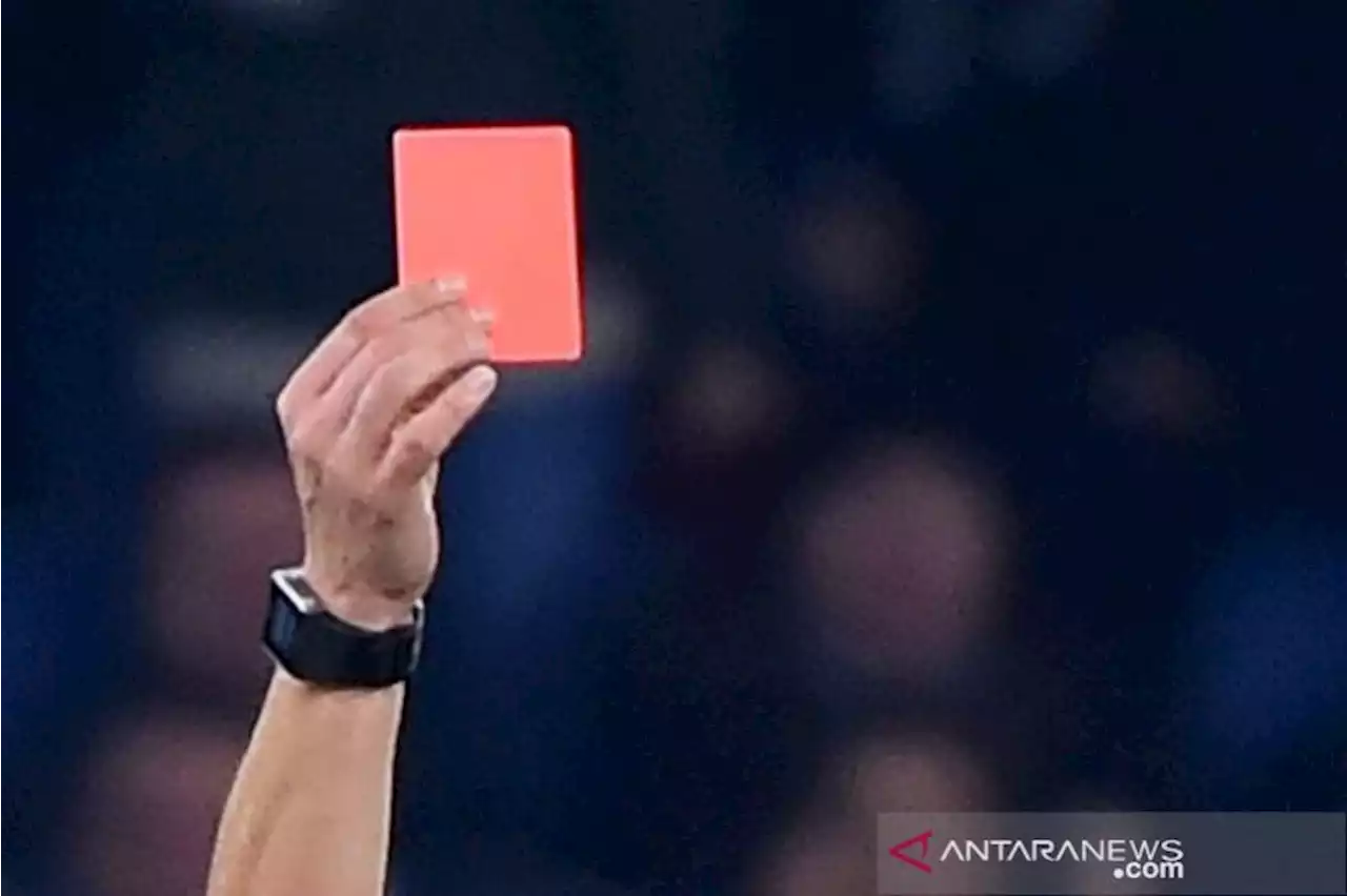 Kepala asosiasi wasit Italia mundur akibat skandal peredaran narkoba