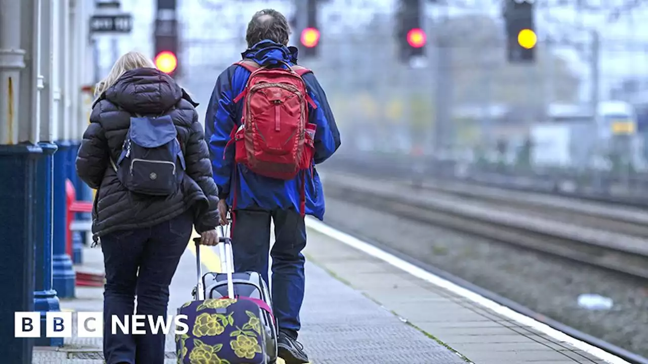 Train strikes: Rail passengers told to avoid Christmas Eve travel