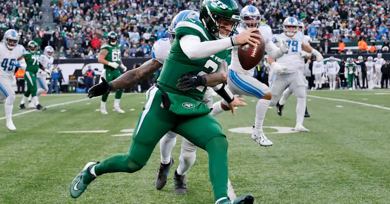 Zach Wilson gives Jets a chance, but defense implodes late in brutal loss to Lions