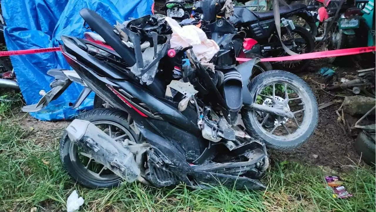 2 motorcycle riders killed in Monday dawn crash in Talisay City