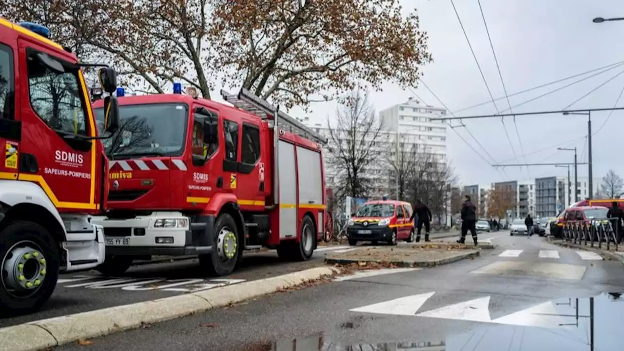 Incendie d'un immeuble à Vaulx-en-Velin : le parquet ouvre une information judiciaire