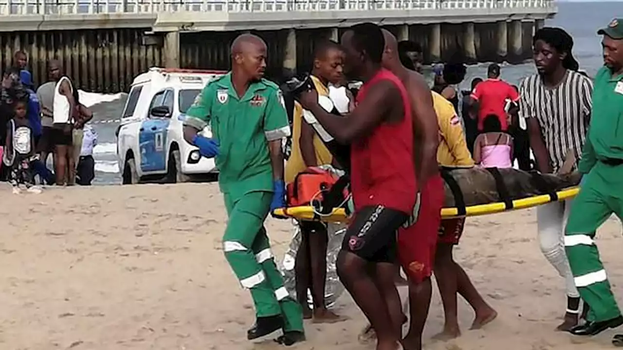 'Freak' wave kills 3 beachgoers and injures 17 in South Africa | CNN