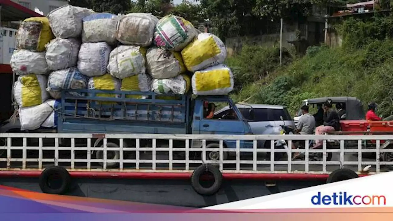 Ragam Suara Minta Larangan 'Truk Obesitas' Ditunda