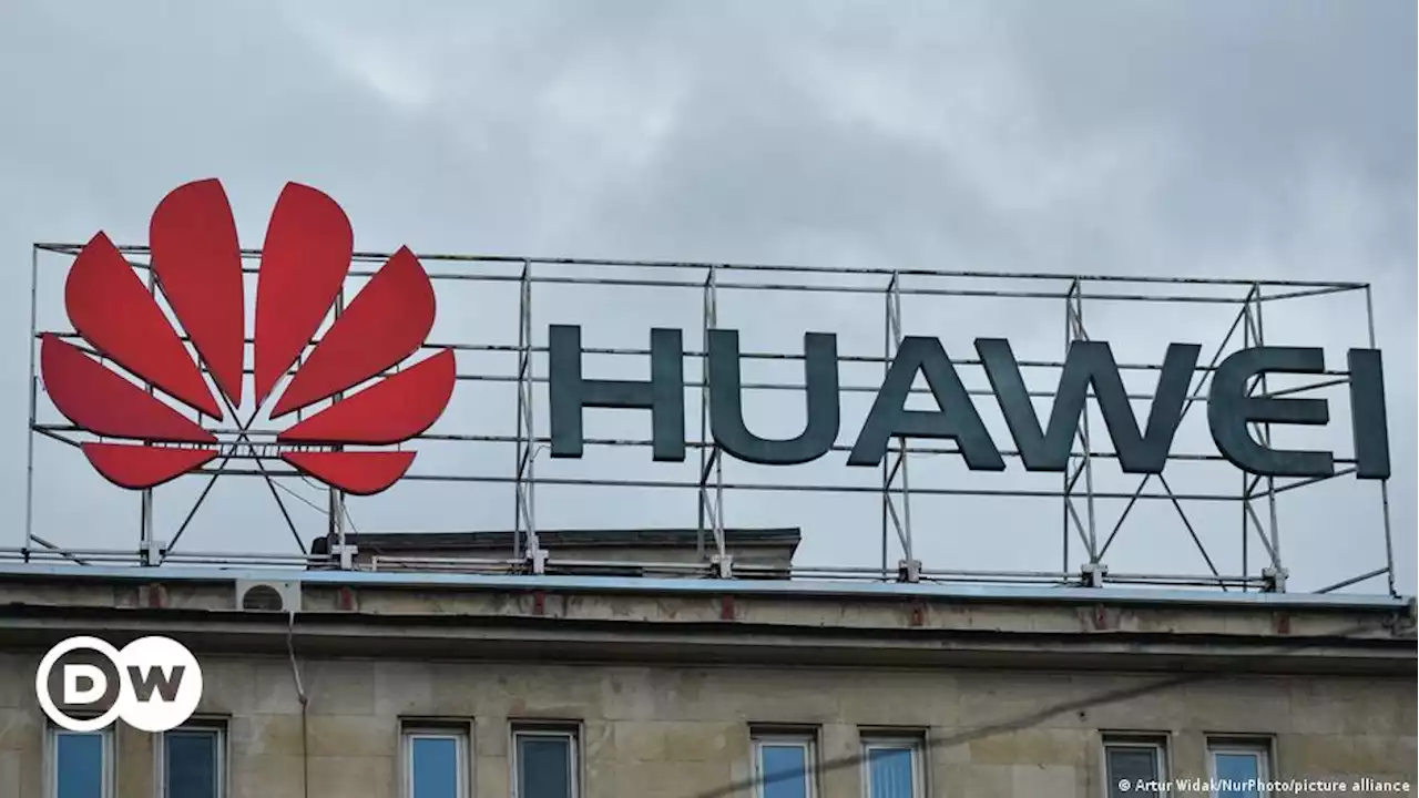 'Коммерсант': Huawei распускает одно из подразделений в РФ – DW – 19.12.2022