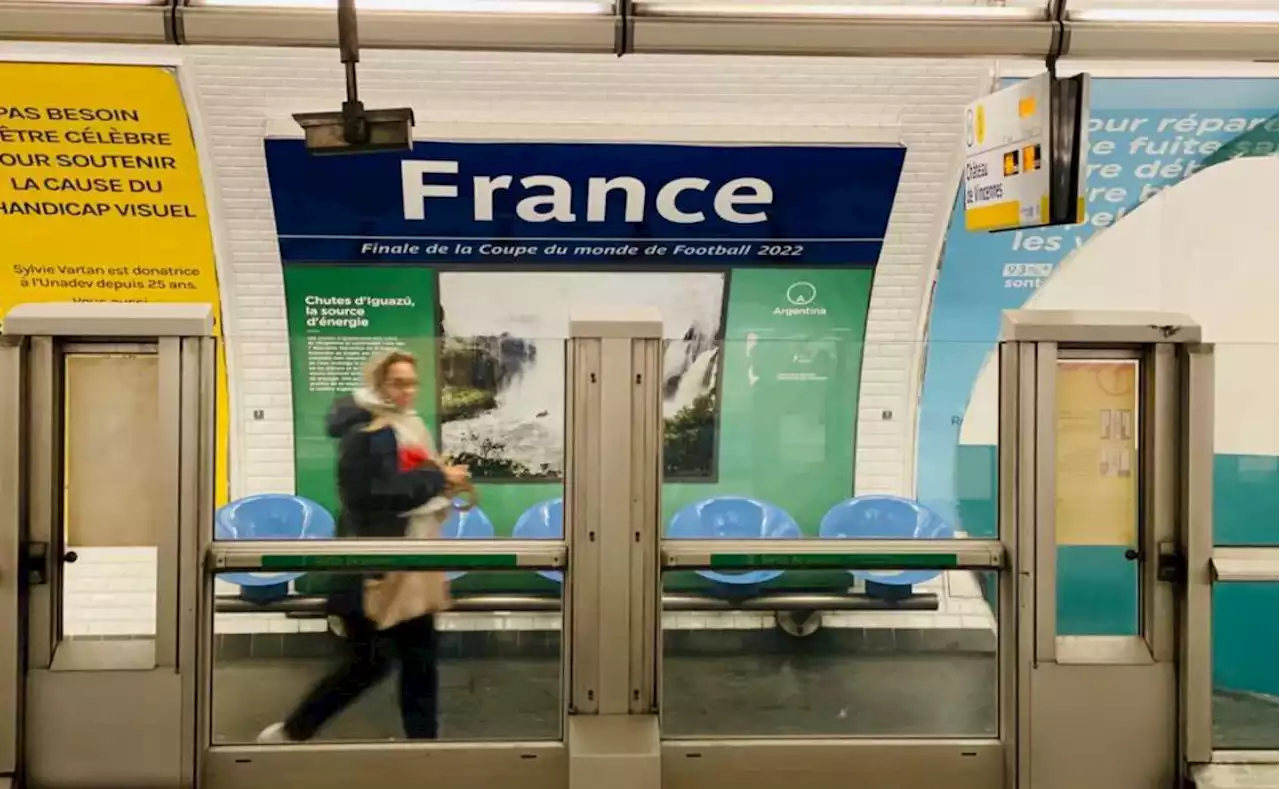 Francia 'elimina' nombre de Argentina en estación del Metro de París por final del Mundial