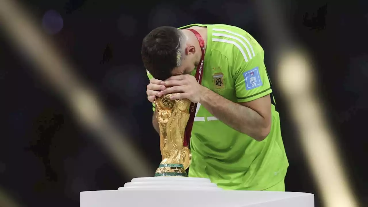 Coupe du Monde 2022, Argentine : le Mondial fou d'Emiliano 'Dibu' Martinez