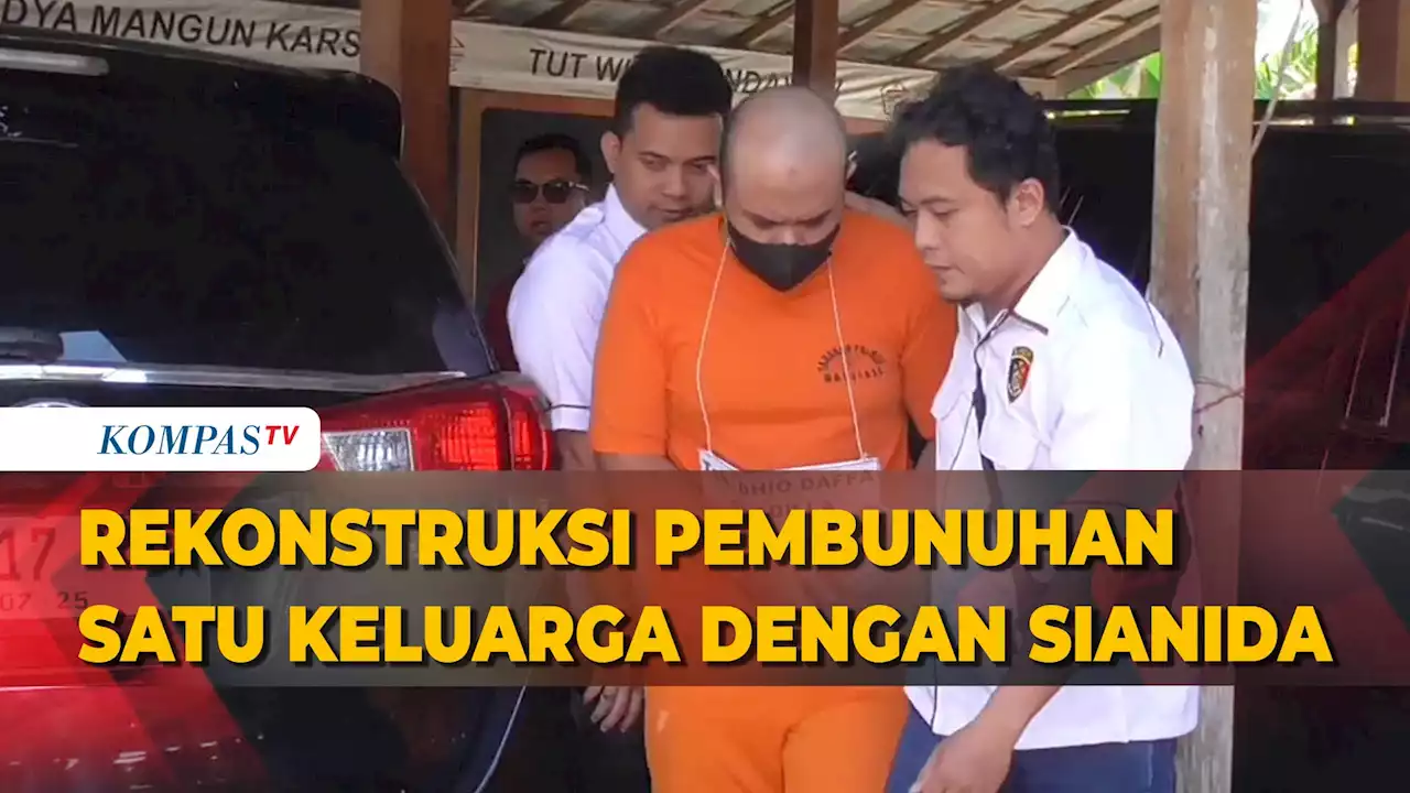 Rekontruksi Pembunuhan Sattu Keluarga Menggunakan Sianida