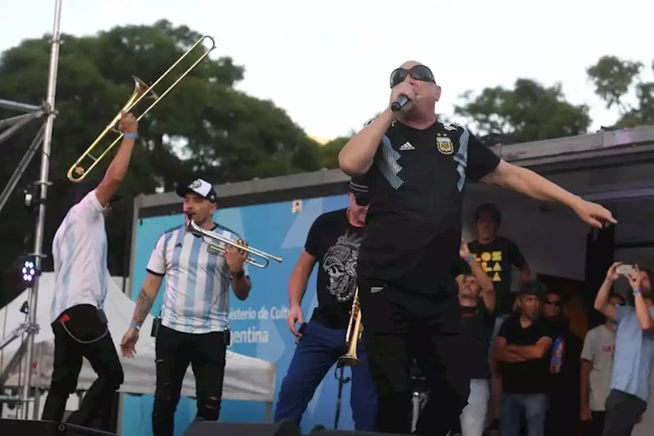 La Mosca festejó en el CCK con su himno mundialista, “Muchachos”