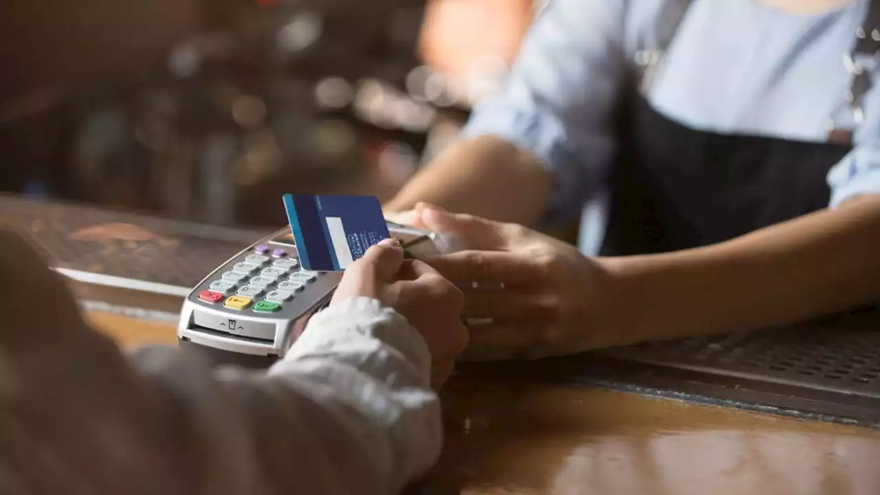 Le gouvernement italien revient en partie sur sa guerre contre les paiements électroniques