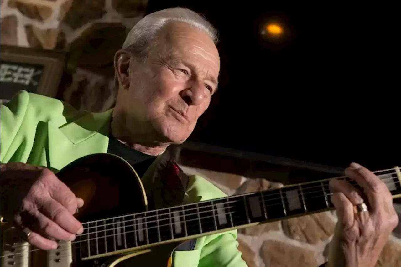 Charlie Gracie, 86, Philadelphia’s first rock and roll star, has died