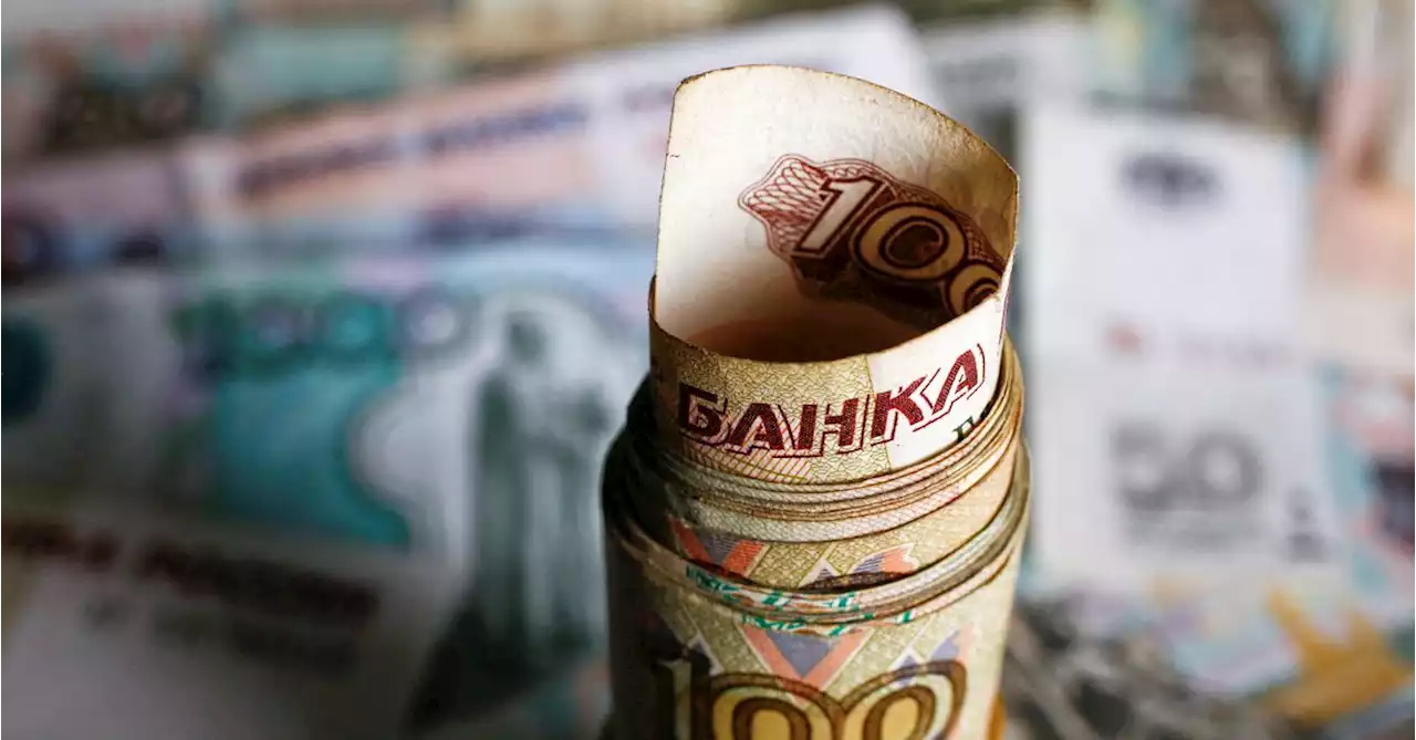 Rouble slumps to 7-month low, biggest one-day drop since July