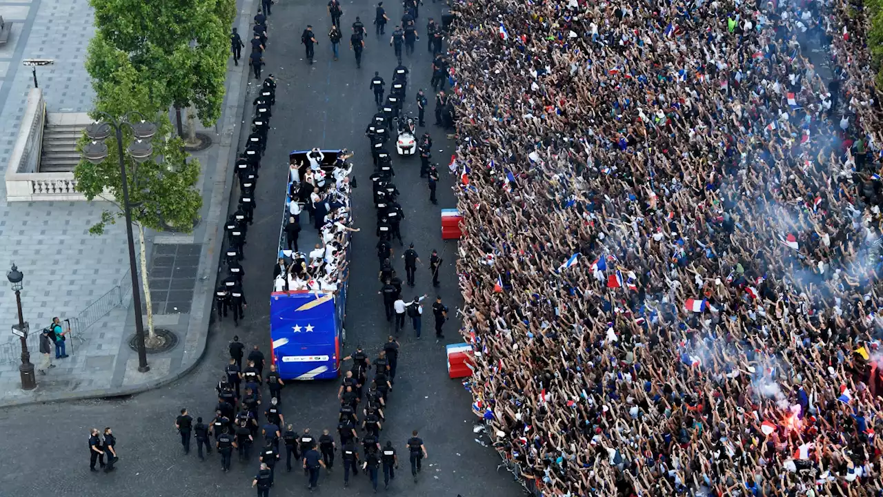 Les Bleus choisissent la place de la Concorde mais refusent de défiler sur les Champs-Elysées