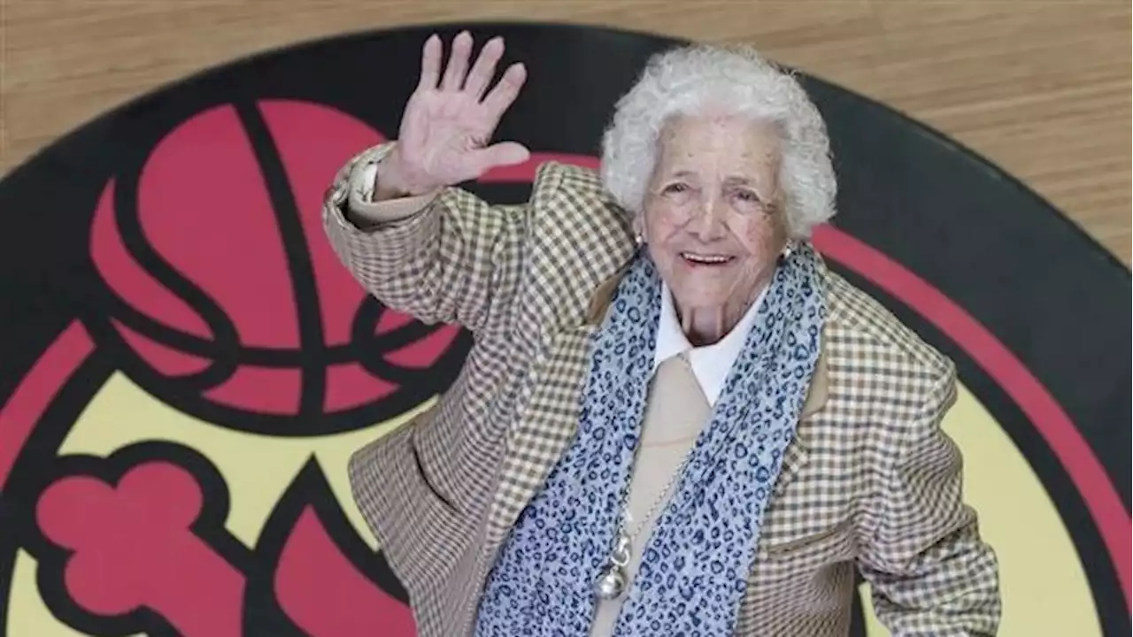 Muere Encarna Hernández, pionera del baloncesto femenino