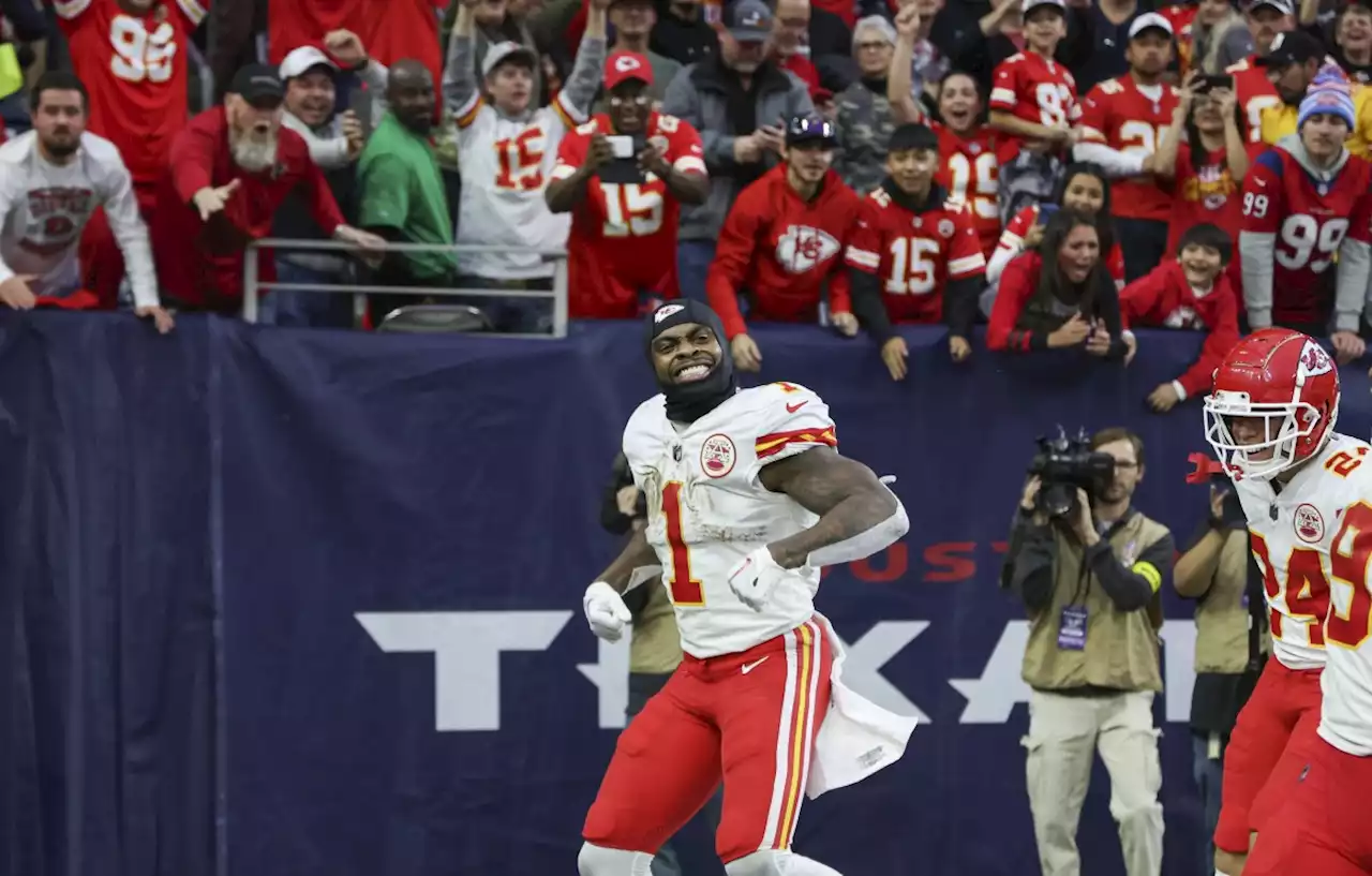 Best NFL Week 15 Performances: McKinnon’s TD Gives Chiefs Another Division Title