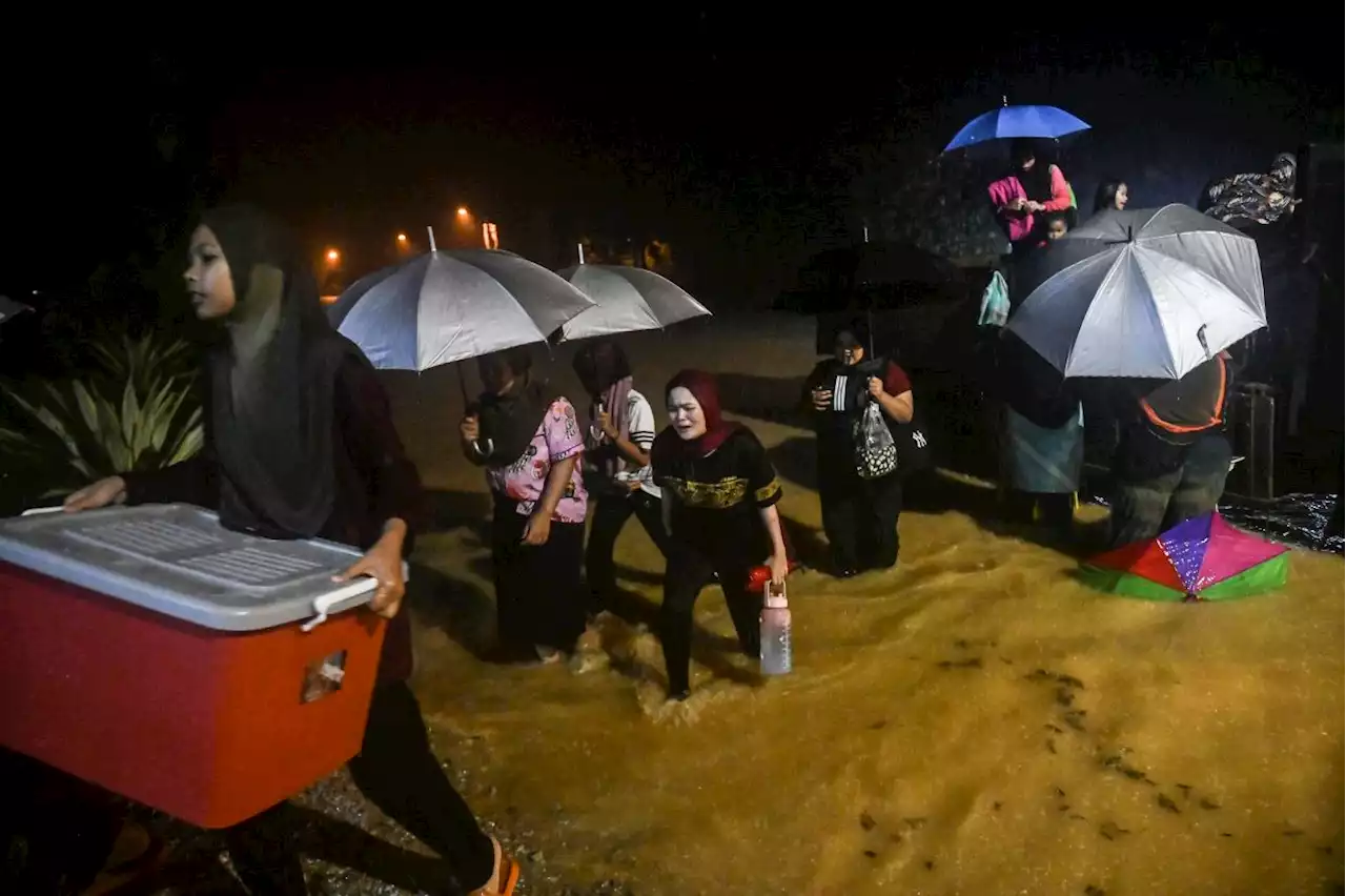 Floods: East coast states to experience continuous heavy rain until Dec 21